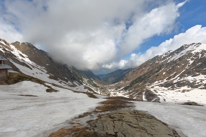 Exclusive Tour on Transfagarasan, Balea Lake, Balea and Capra Waterfalls - Balea Lake gives you the best walking time