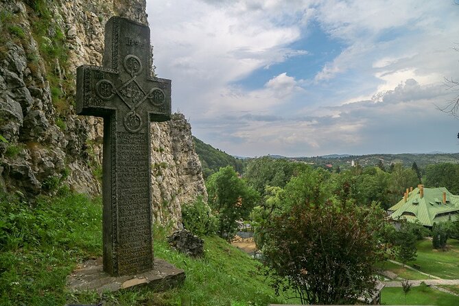 Experience the History of Bran Castle and Saxon Fortifications in Burzenland - What the guide and small group add