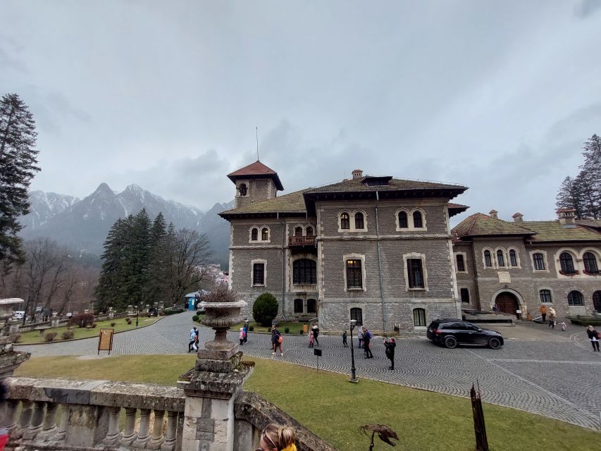 From Brasov 3 castles : Peles , Bran , Cantacuzino - Bran Castle, Dracula, and the longest stop