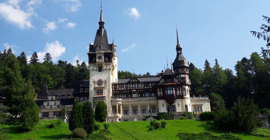 From Brasov: Peles Castle, Bran Castle & Cantacuzino Castle - Why three castles work well in one day