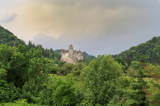From Brasov: Small-group tour Bran, Rasnov, and Peles Castles - Timing, crowds, and the shape of the day
