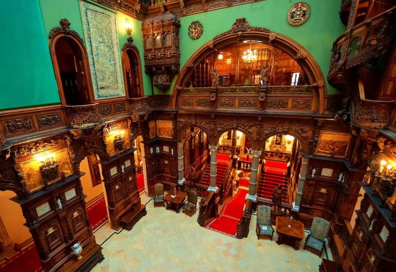 From Bucharest: Bran, Peles Castle & Brasov Private Day Tour - Key points at a glance
