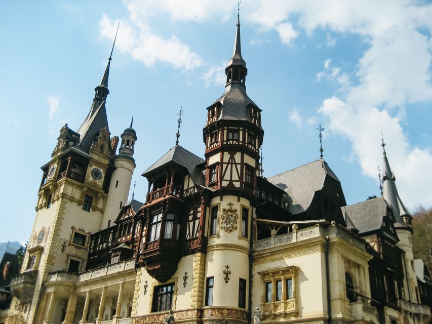 From Bucharest: Day Trip to Dracula and Peles Castle - What to bring and what to budget