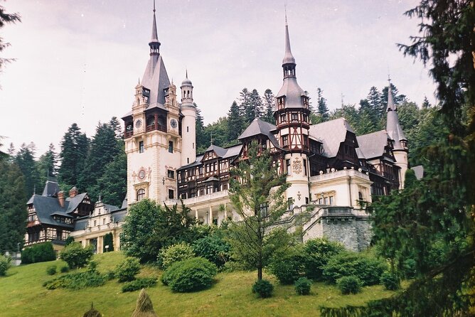From Bucharest: Dracula's Castle, Peles Castle and Brasov Old Town Full Day Tour - Why this Bucharest day trip works
