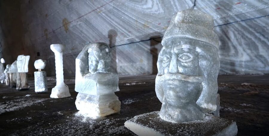 From Bucharest: Private Tour Salina Slanic: Salt Palace - Key points to know before you book