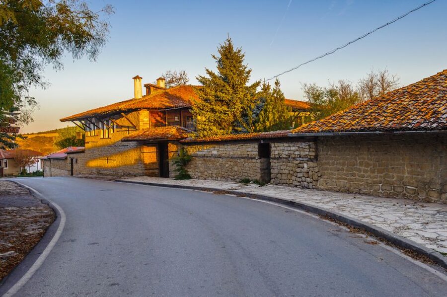 From Bucharest: Small Group Day Trip to Medieval Bulgaria - Samovodene Artisans Street and Family Workshops