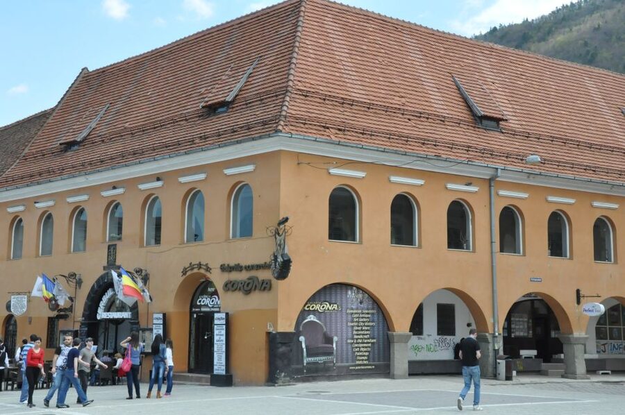 From Sibiu: Day Tour to Brasov and Dracula's Castle - FAQ