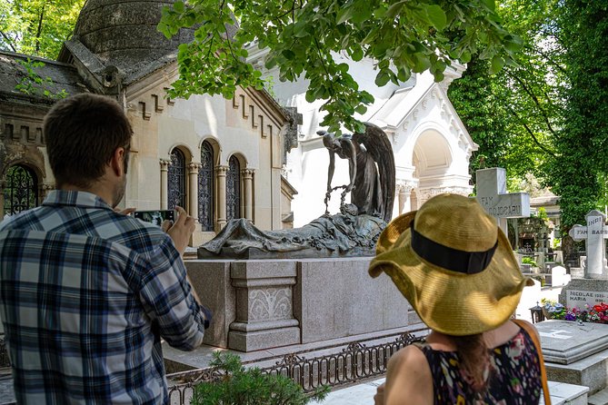 Hidden charms of Mahallopolis - Why Bellu Cemetery makes a strong starting point