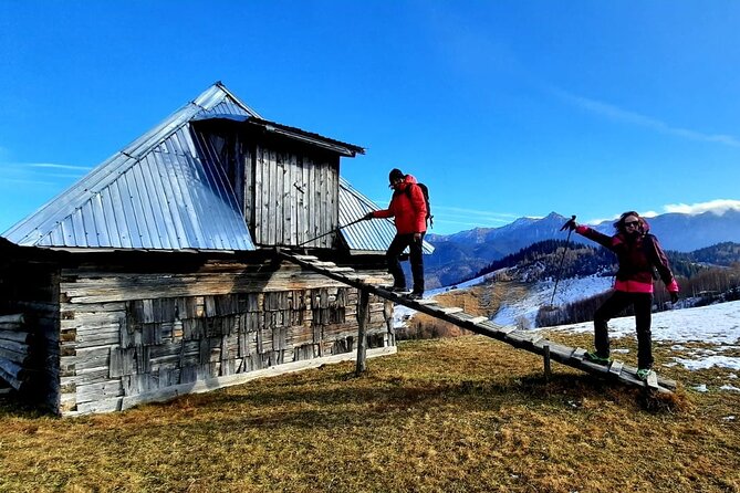 Hiking thought the best mountain villages in Romania-Private tour from Brasov - A Full Day in Romania’s Mountain Villages