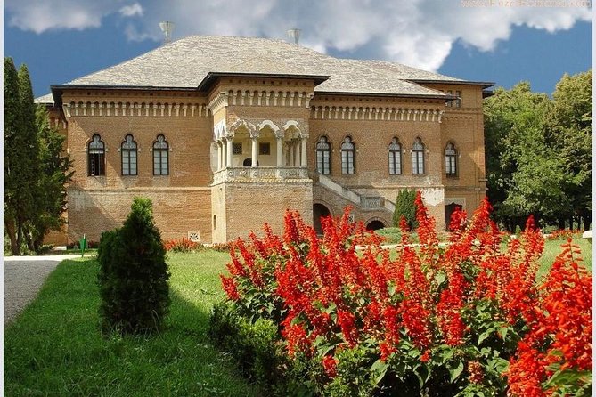 Mogosoaia Palace & Snagov Monastery: Private tour from Bucharest - Mogosoaia Palace, gardens, and lake views