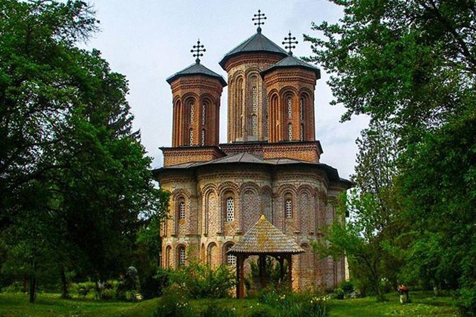 Mogosoaia Palace & Snagov Monastery: Private tour from Bucharest - Snagov Monastery and Vlad the Impaler’s grave
