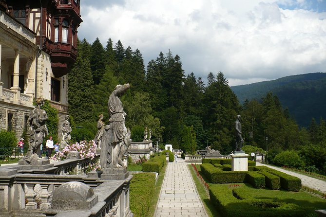 Peles Castle and optional Cantacuzino Castle from Brasov - A guide can make or break a compact itinerary