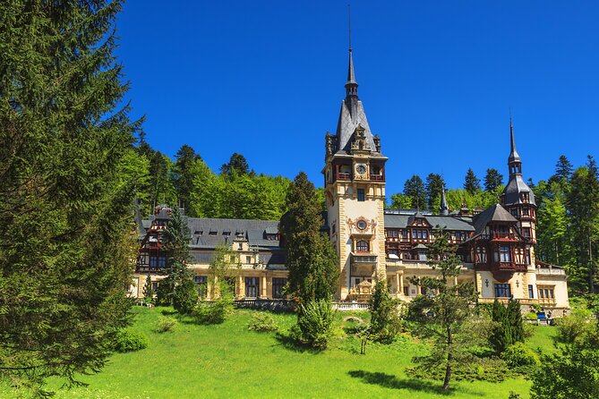 Peles Castle, Dracula Castle and Brasov old town - private tour from Bucharest - Key points to know before booking