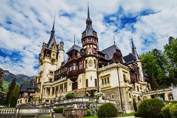 Peles Castle Skip-The-Line Guided Tour - Group size, pace, and the skip-the-line question