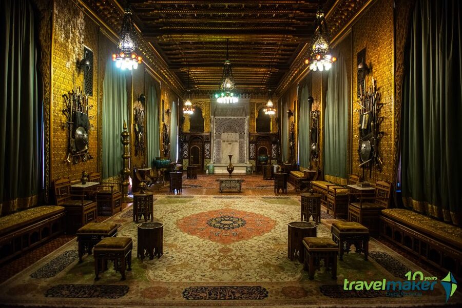 Peles, Dracula's Castles & Brasov: Private Day Trip & Pickup - Bran Castle and the Dracula story
