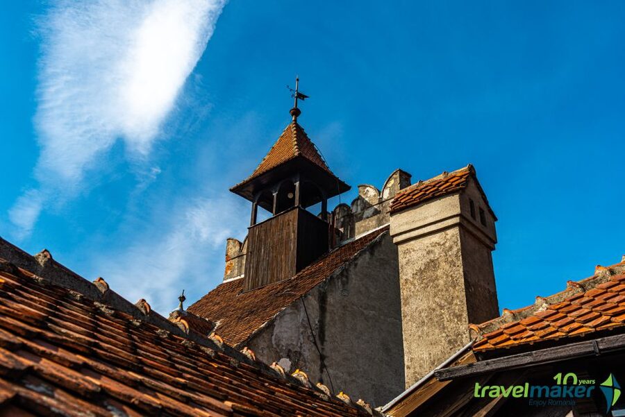 Peles, Dracula's Castles & Brasov: Private Day Trip & Pickup - Peles Castle and the mountain resort of Sinaia