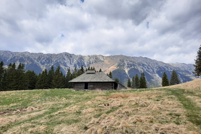 Pestera and Magura Full-Day Private Walking Tour from Brasov - What to pack for Pestera and Magura