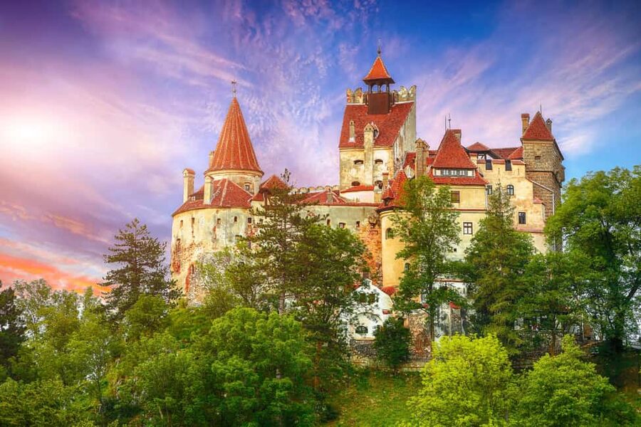 PREMIUM TOUR (6 Pax) Bucharest, Peles&Bran Castles & Brasov - Leaving Bucharest in a six-person van