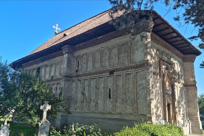 Princely Court of Târgoviște and Curtea de Argeș Monastery - The long-day tradeoff