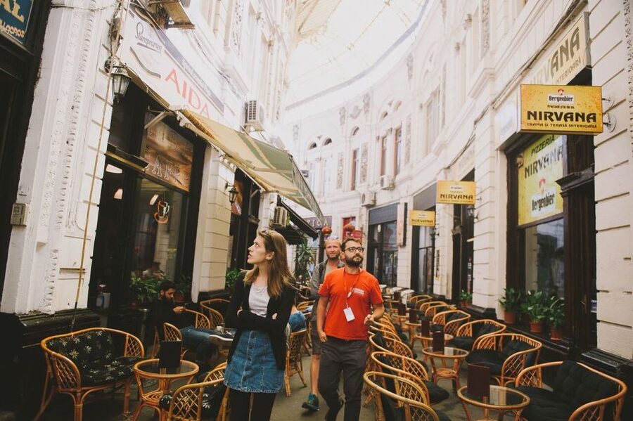 Private Bucharest: History & Food with Traditional Meal - What the private format adds