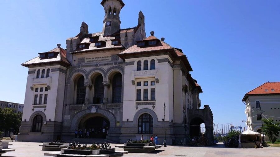 Private Bucharest Tour: Discover Constanța & Black Sea Coast - Constanța’s Casino and the Black Sea Waterfront