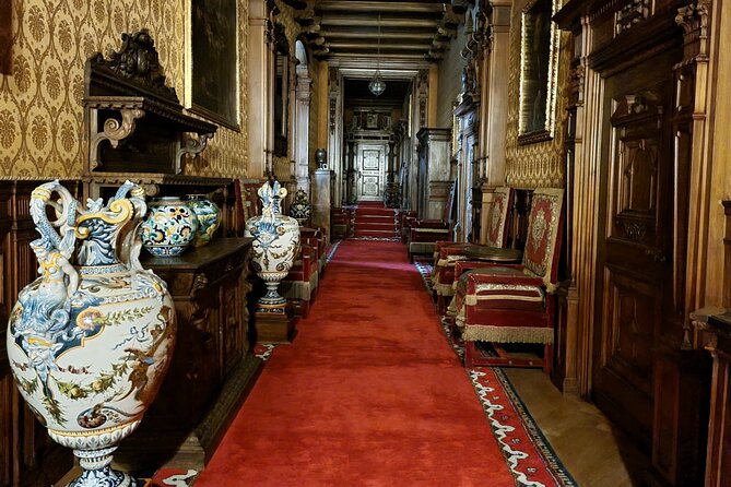 Private Day Trip from Bucharest: Dracula’s Castle, Peles & Brasov - Why the private vehicle changes the day