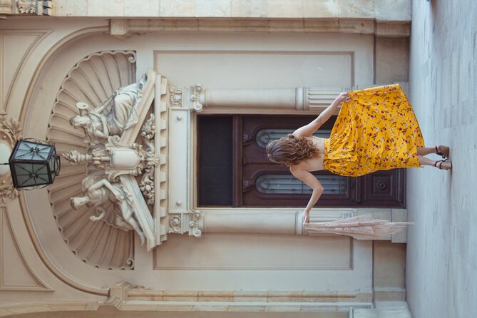Private Photo-Shoot with Award-Winning Photographer - Romania’s National History Museum: a strong closing frame
