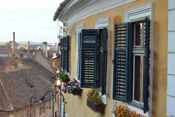 Private Walking Tour of Sibiu - What the guide adds to the experience