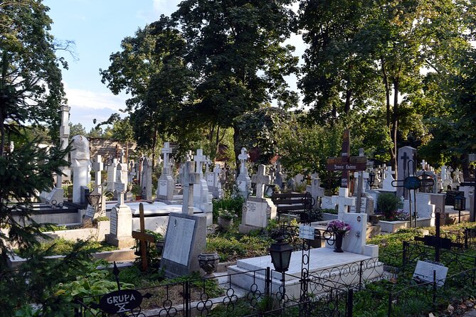 Quest Experience in Bellu Cemetery Bucharest - The biggest issue is finding the next location