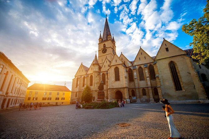Sibiu Old Town Exploration Game and Self-Guided Tour - A low-cost way to meet medieval Sibiu