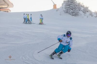 Ski & snowboard lessons on Poiana Brasov- Full Private day tour from Brasov