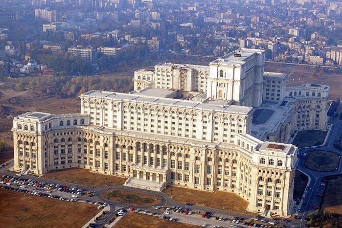 Skip the Line Ticket of the Palace of Parliament in Bucharest - Finding the right entrance in Bucharest