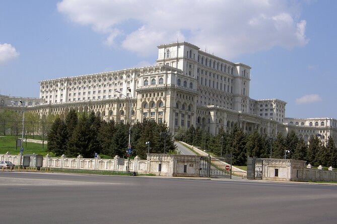 Skip the Line Ticket of the Palace of Parliament in Bucharest - Security is part of the visit