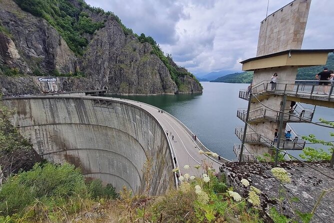 Small-group max 7 - Top Gear Road - Transfăgărăşan Highway - Vidraru Dam shows Romania’s engineering side