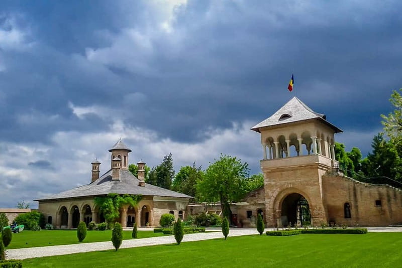 Small Group Tour to Mogosoaia Palace & Snagov Monastery - Key points to know before booking