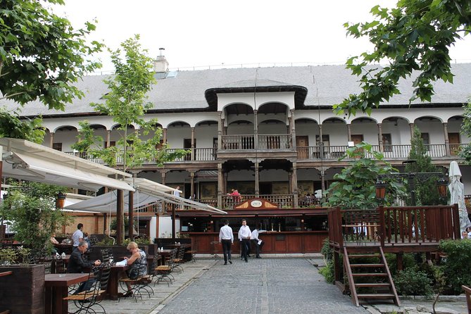 The Fixers walking tour of the Old Town in Bucharest - Meeting at Bulevardul Ion C. Brătianu
