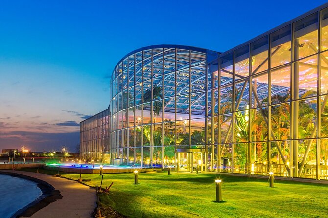 Therme-entrance ticket and transfer pick-up/drop-off Bucharest - Rules, footwear, and what to bring