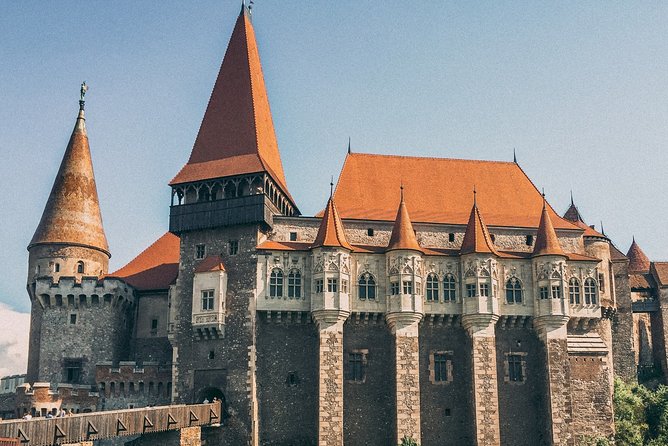 Tour to Corvin Castle in Hunedoara & Alba Iulia - The road between the two sights