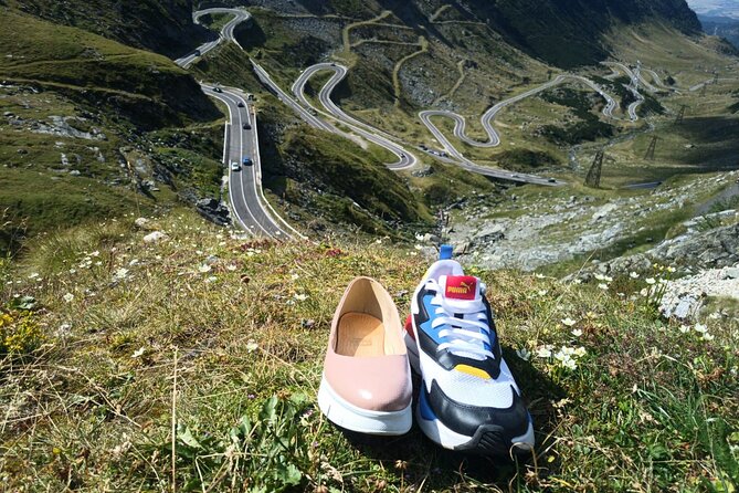 Transfagarasan amazing road trip from Brasov - Lake Bâlea and its glacier setting