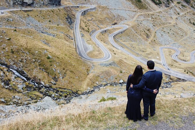 Transfagarasan amazing road trip from Brasov - Alin and the value of a small group