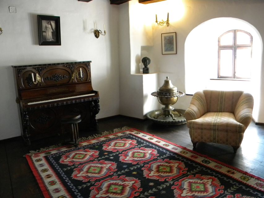 Transylvania: Dracula's Castle and Birthplace Tour - Bran Castle: the famous name and the more interesting truth