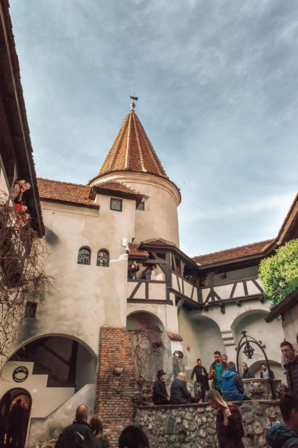Transylvania Tour: Dracula's Castle, Peles Palace & Brasov - FAQ