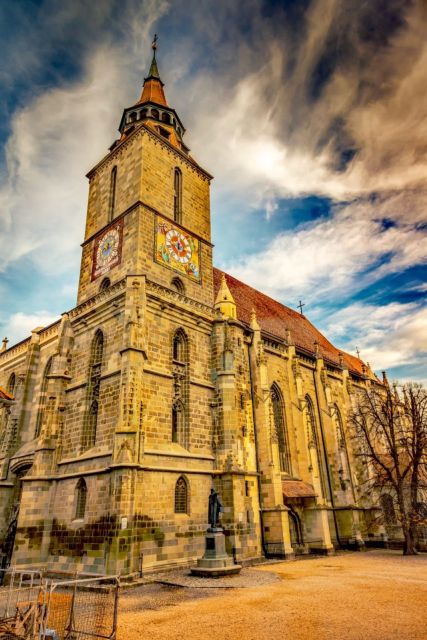 Transylvania Tour: Dracula's Castle, Peles Palace & Brasov - Brasov’s old center in a one-hour visit