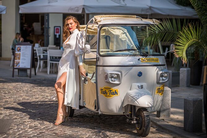 Tuk Tuk Bucharest Romantic Tour with miniBAR - The Palace of Parliament from the front