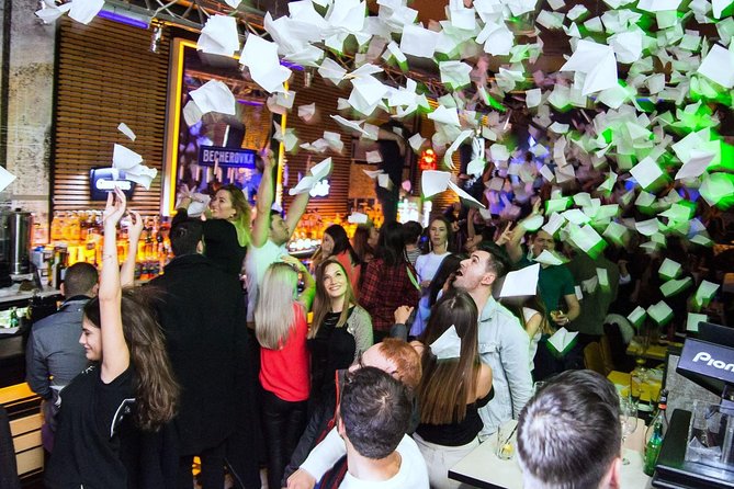 VIP Party in Bucharest - The Ultimate Nightlife Experience - The limousine hour and what it adds